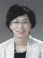 인천시교육청 첫 여성 행정국장에 발탁된 김선미 인천시교육청평생학습관장.(사진제공 인천시교육청)