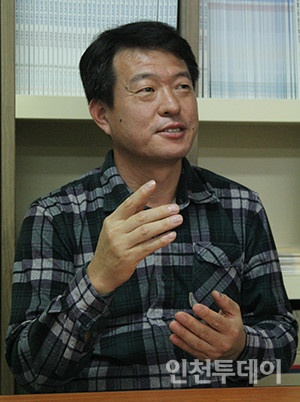 김진덕 생태텃밭 협동조합 이사장.