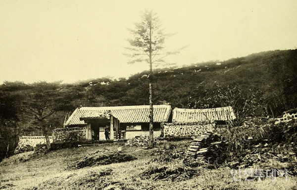 정족산사고(조선고적도보 1931년).