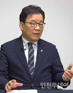 김국환 인천시의원.