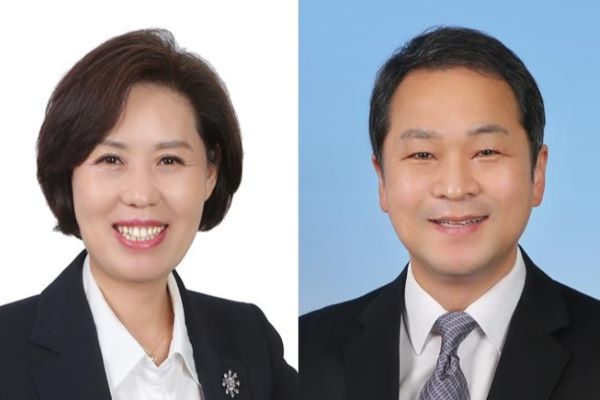 민주당 문미혜 후보(왼쪽)와 김경식 후보(오른쪽)
