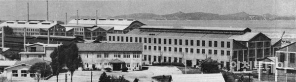 창립 초기 조선기계제작소 인천공장.(1937, 현대두산인프라코어 홈페이지)
