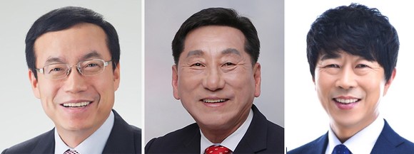 왼쪽부터 9대 인천시의회 전반기 허식 의장, 이봉락 제1부의장, 박종혁 제2부의장.