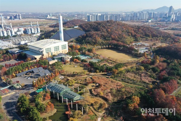 인천 서구 청라소각장(광역폐기물소각장)의 모습.(사진제공 인천환경공단)