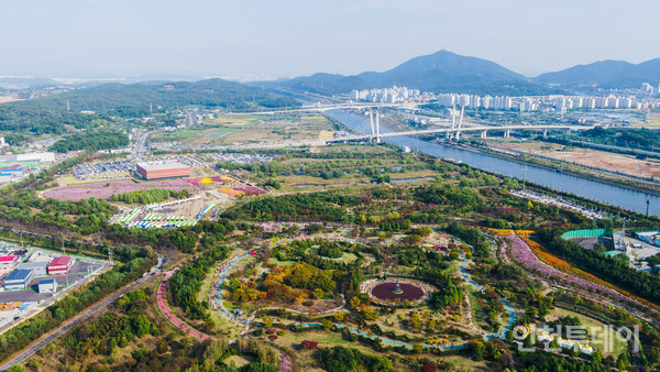 인천 서구 수도권매립지 드림파크 야생화공원의 모습.(사진제공 수도권매립지관리공사)