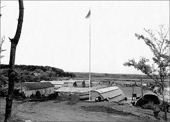 제주 4.3 당시 제주농업학교에 주둔한 제59군정중대 캠프 모습(ⓒNARA)