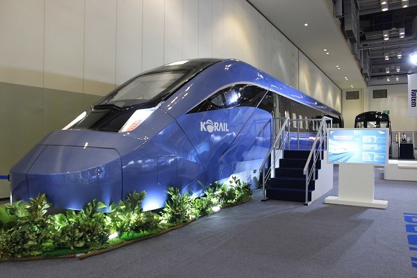 코레일 차세대 고속열차 EMU 모습.