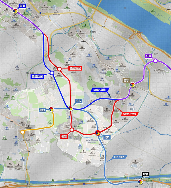 인천시(빨간색)와 김포시(파란색)가 각각 구상하는 서울5호선 연장 노선안. (출처 검신연합)