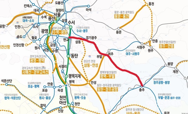 빨간색선이 중부내륙고속철도 충주~판교 구간.(출처 국토부 4차국가철도망구축계획 재가공)