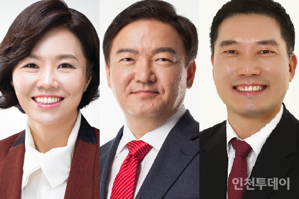 민현주 위원장(왼쪽), 민경욱 전 의원(가운데), 백대용 변호사(오른쪽)