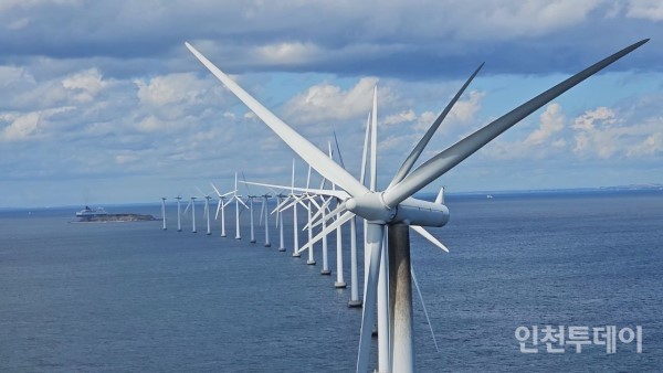 덴마크 코펜하겐 연안 미델그룬덴 풍력발전단지(middelgrunden offshore wind farm)