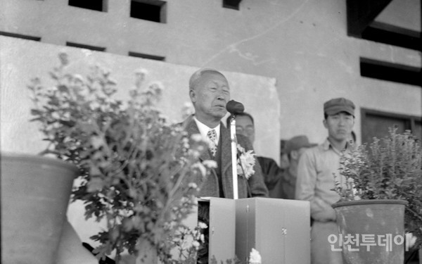 이승만 대통령의 모습 (사진 출처 대통령기록관)