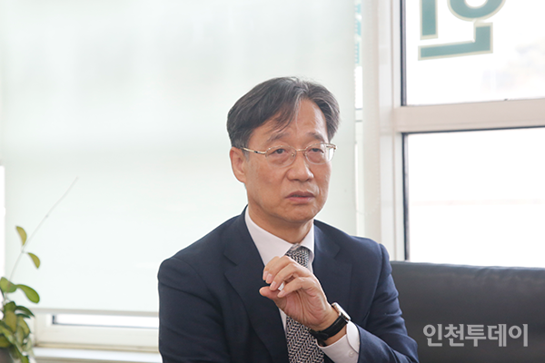 유동수 더불어민주당 인천계양갑 국회의원 