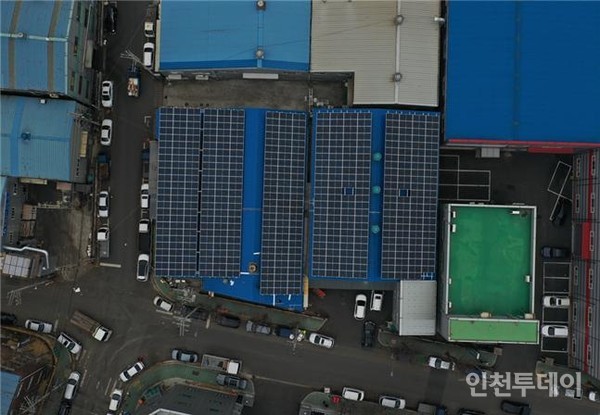 태양광 발전 설치 모습.(사진제공 인천시)