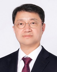 박병언 변호사(정치적 독서모임 읽는 사람들 대표)