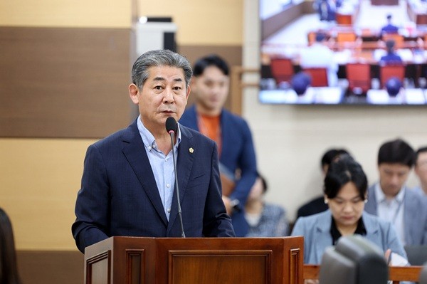 정해권 인천시의회 의장. (사진제공 인천시의회)