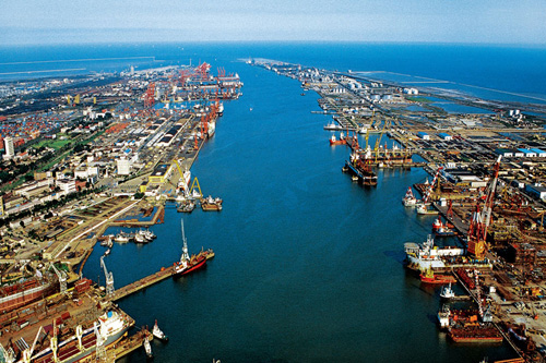 톈진빈하이신구-톈진항 전경.