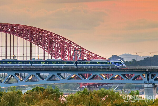 신규 도입된 공항철도 신규 전동차.(사진제공 공항철도)