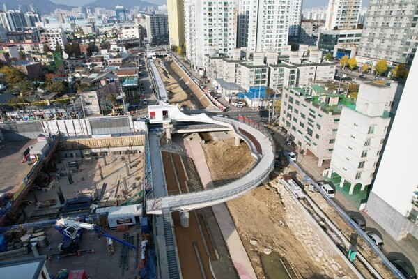 굴포하늘길 조성 현장.(사진제공  부평구)