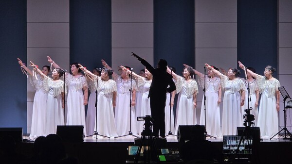 지난 22일 인천 옹진군 연평도에서 포격 15주기를 맞아 열린 '인천평화창작가요제 in 연평' 모습. (사진 서해5도평화운동본부)