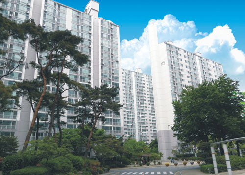 2015년 인천시 공동주택 최우수 관리 단지에 선정된 부평구 청천푸르지오.